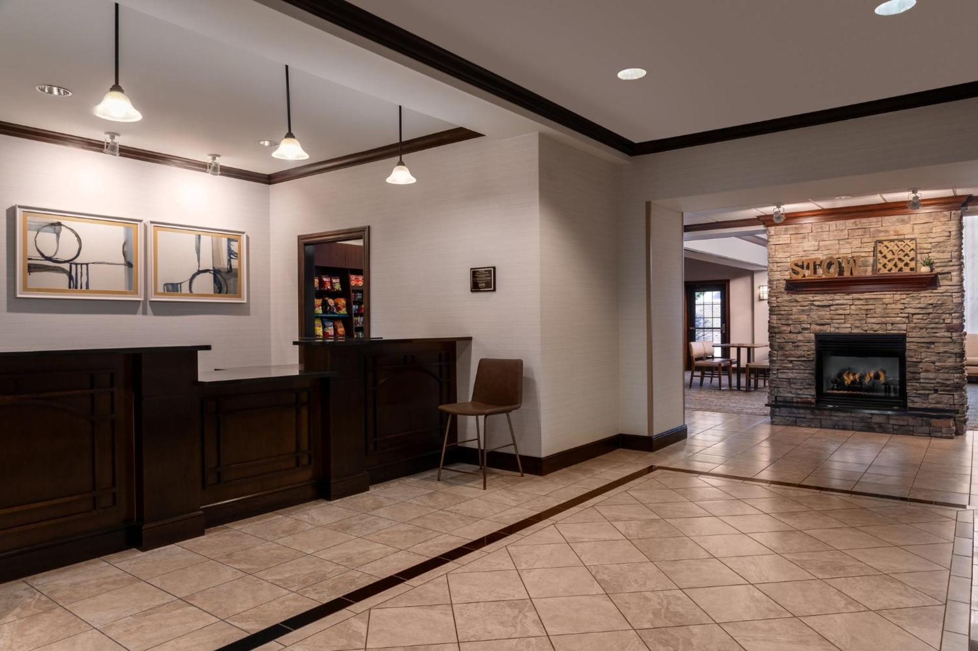 Staybridge Suites Akron-Stow-Cuyahoga Falls By Ihg Εξωτερικό φωτογραφία