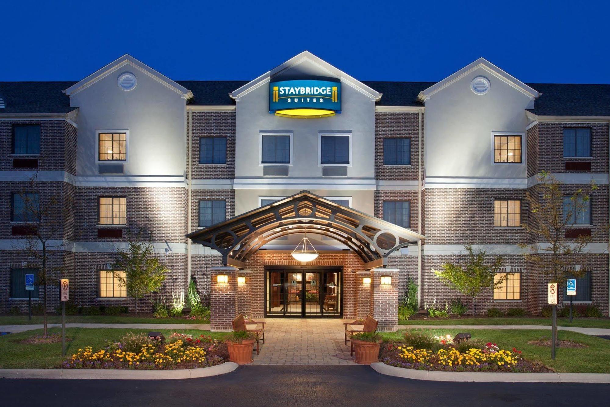 Staybridge Suites Akron-Stow-Cuyahoga Falls By Ihg Εξωτερικό φωτογραφία